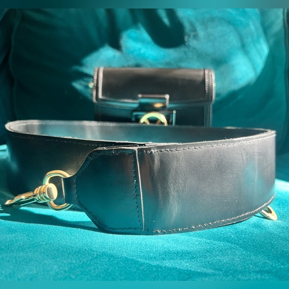 Valentino by Mario Valentino - SCARLETT ROPE LEATHER CROSSBODY IN BLACK - Picture 12 of 14